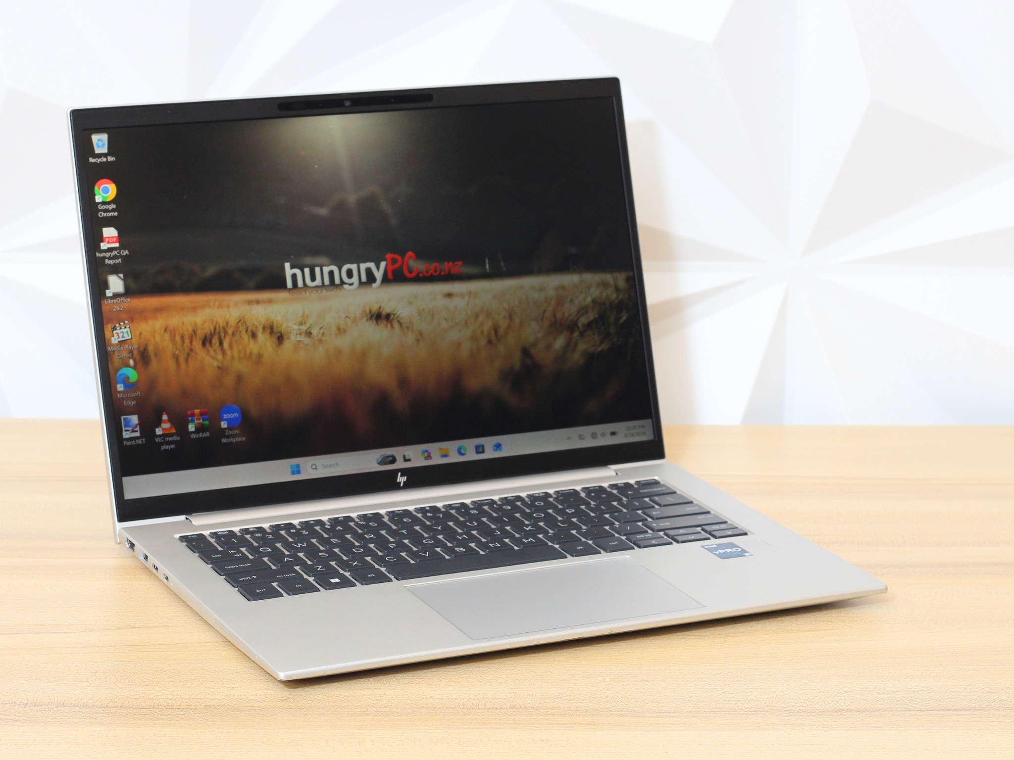 HP EliteBook 1040 G9 14 inch Laptop the business-grade refurbished hp elitebook 1040 g9 14 inch core i7 12th gen laptop, open and ready for work or study. shipped from hamilton, nz.