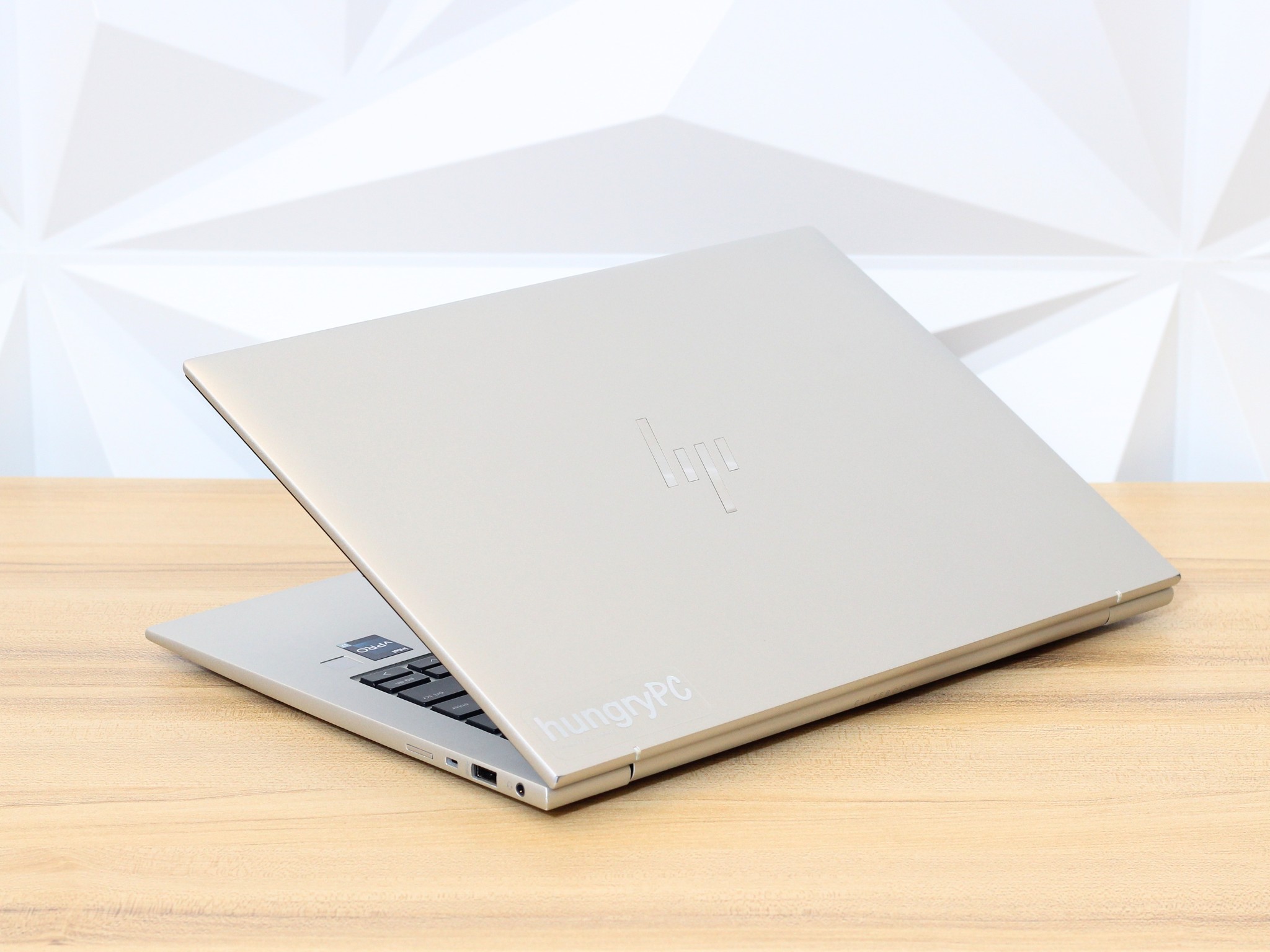 HP EliteBook 1040 G9 Rear exterior lid and rear hinge view of the business-grade refurbished hp elitebook 1040 g9 14 inch core i7 12th gen laptop.