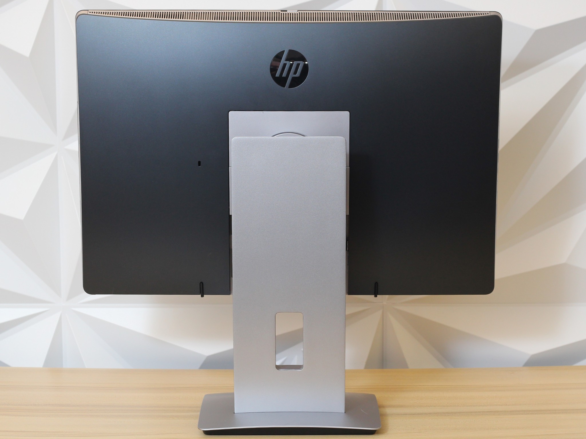 HP EliteOne 800 G2 23 AIO Rear rear panel i/o view of the refurbished hp eliteone 23 inch all-in-one pc showing usb, display, and power connections.